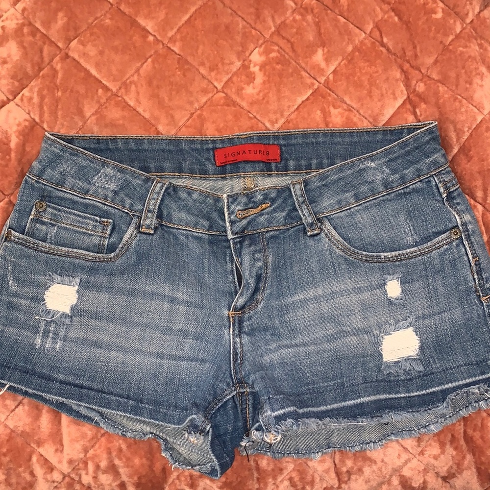 Jean cut offs